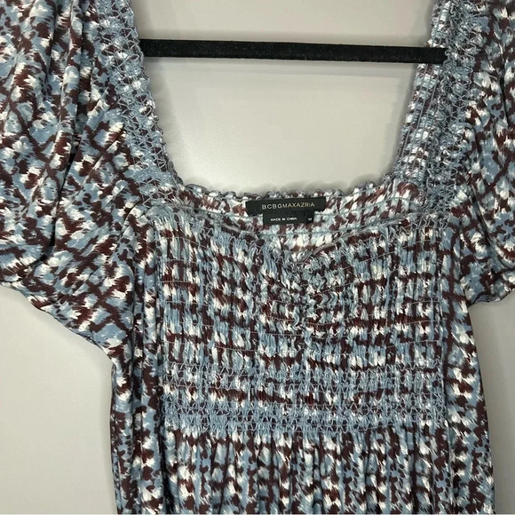 BCBGMaxAzria Smocked Puffed Sleeve Dress Size Medium - Picture 5 of 7
